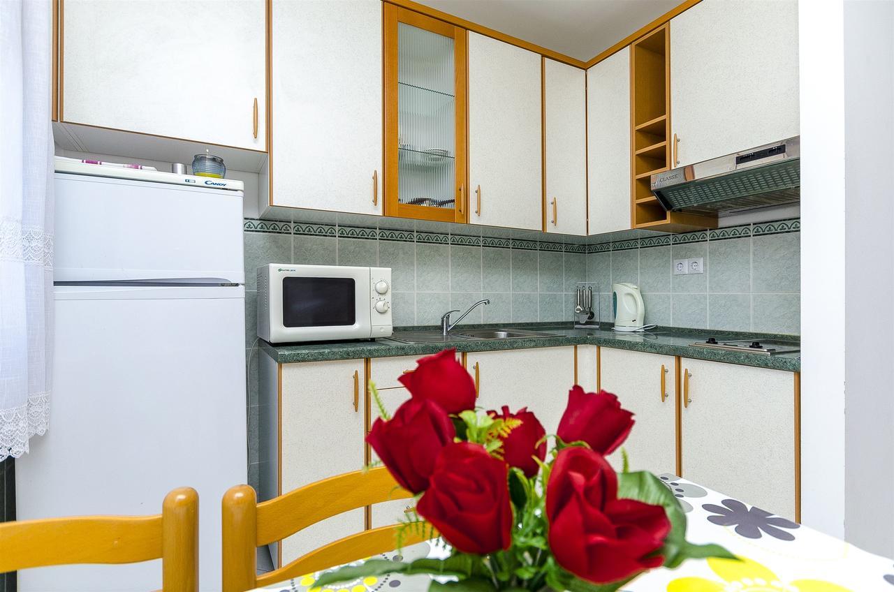 Apartments Krusica トロギール エクステリア 写真