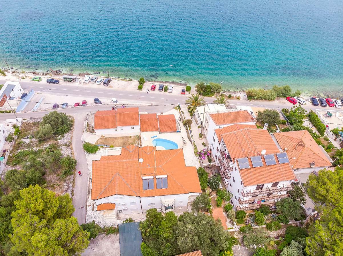 Apartments Krusica トロギール エクステリア 写真